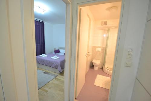 Vannas istaba naktsmītnē Spalato Damjan