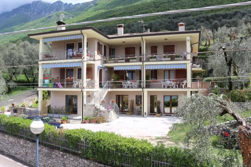 Nespecifikovaný výhled na hory nebo výhled na hory při pohledu z apartmánu