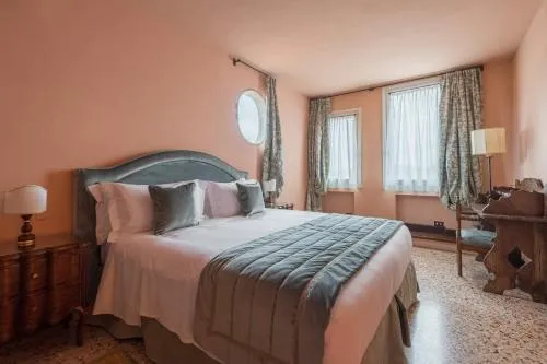 Hotel Nani Mocenigo Palace photo 9