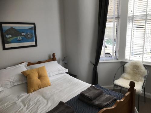 Gallery image of Wight view, flat 2 rosslyn house in Swanage
