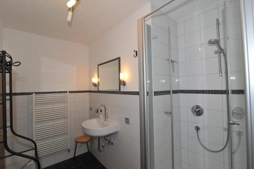 Ένα μπάνιο στο Weinhotel Lenz