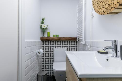 Bonito apartamento en típica corrala en el centro de Madrid