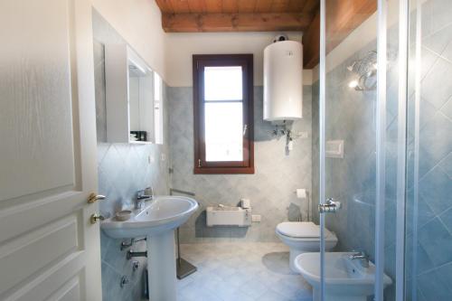 Lugana Resort & Sporting Club - Bassana Village tesisinde bir banyo