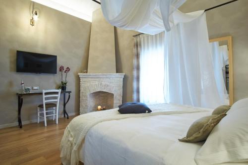 Camera Tripla Deluxe con Doccia