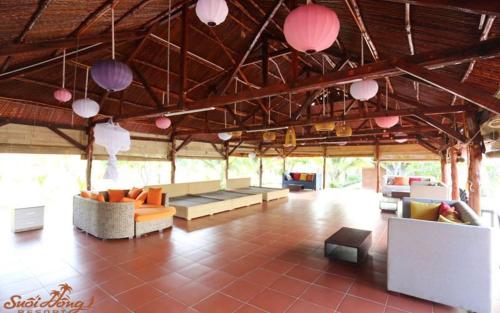 Et opholdsområde på Suoi Hong Resort