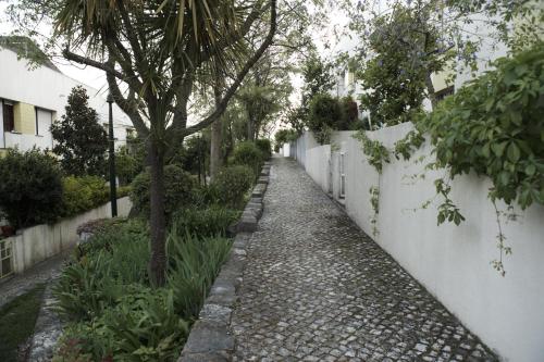 Κήπος έξω από το Happily Ever Lisbon