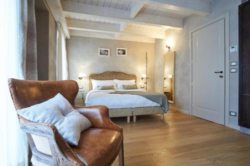 Camera Tripla Deluxe con Doccia