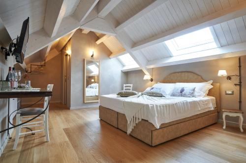 Camera Quadrupla Deluxe con Bagno Privato 