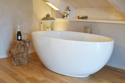 Camera Tripla Luxury con Vasca