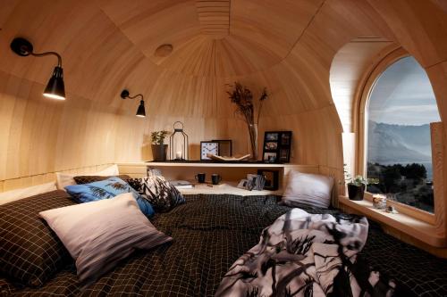 Ruang duduk di Tiny House Igluhut