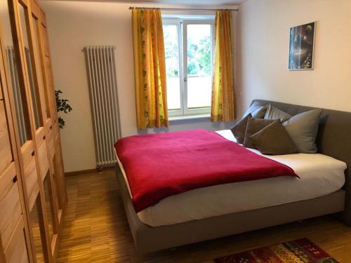 Postel nebo postele na pokoji v ubytování Mittenwald-Ferien