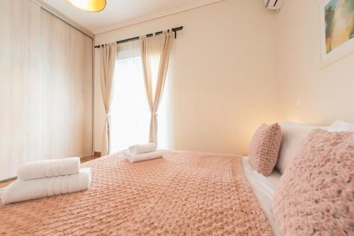 Posteľ alebo postele v izbe v ubytovaní Stylish Athenian Flat