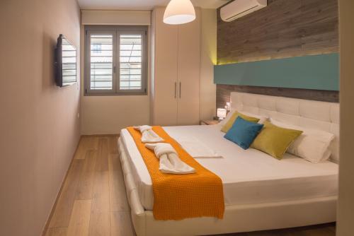 UTOPIA luxury apartment photo 2