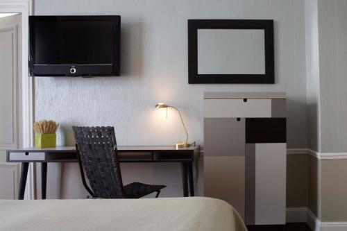 Μια τηλεόραση ή/και κέντρο ψυχαγωγίας στο Hôtel Thérèse