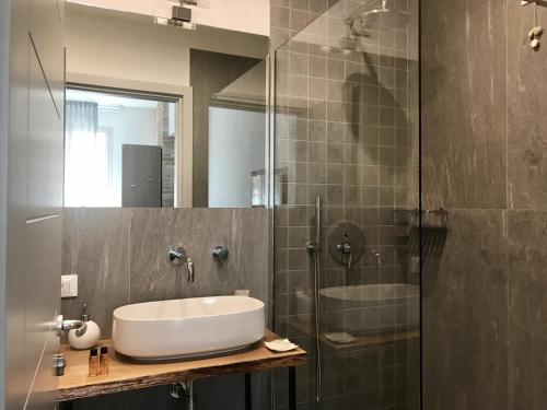 Phòng tắm tại Al Pozzo di Luce Venezia Suites