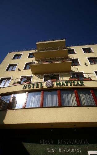 Bangunan di mana terletaknya hotel