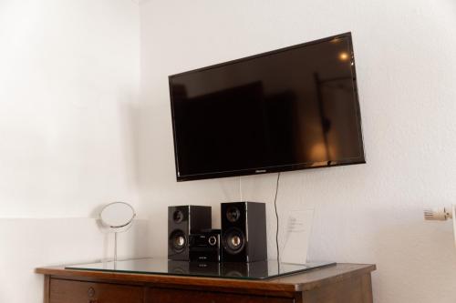 Klosterherbergeにあるテレビまたはエンターテインメントセンター