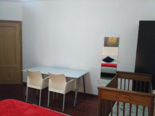 A seating area at Fogar de Breogan