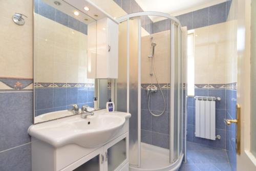 Apartment Ljiljana 1553
