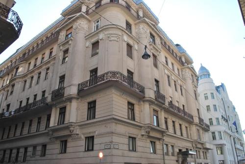 El edificio en el que está el bed and breakfast