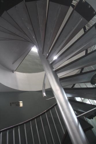 a metal pole in the middle of a ceiling at Bliss Hotel Singapore in Singapore