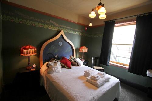 McMenamins Crystal Hotel Image