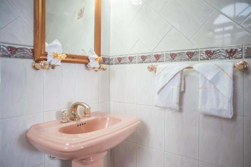 Clarridge View Guesthouseにあるバスルーム