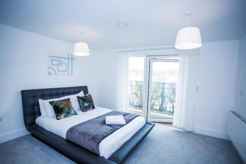Gallery image of PRESTIGE 2 BED BALCONY APARTMENT in Abbey Wood