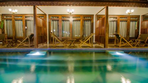 Bazén v ubytování Symphony Summer Sands Beach Resort And Spa nebo v jeho okolí