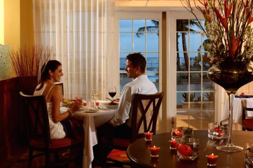 Gallery image of Magdalena Grand Beach & Golf Resort in Lowlands