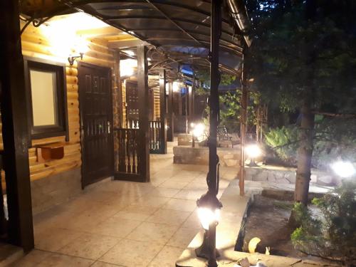 Taman di luar Саби
