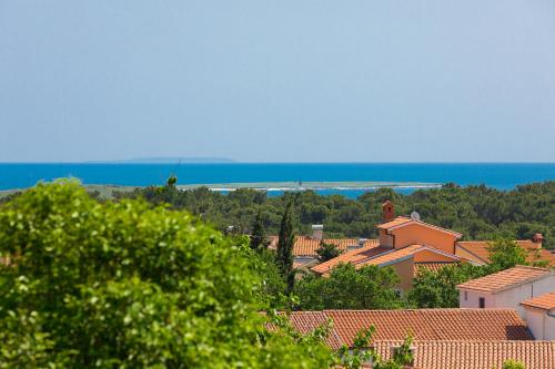 Gallery image of Studio Mia in Premantura