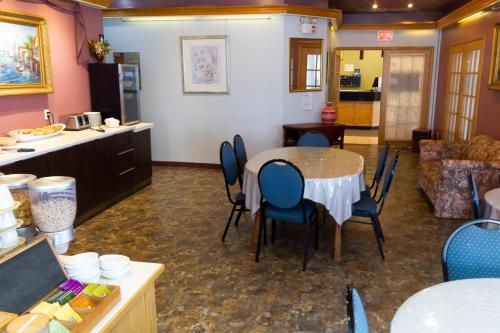 Η κουζίνα ή μικρή κουζίνα στο Auberge La Rocaille