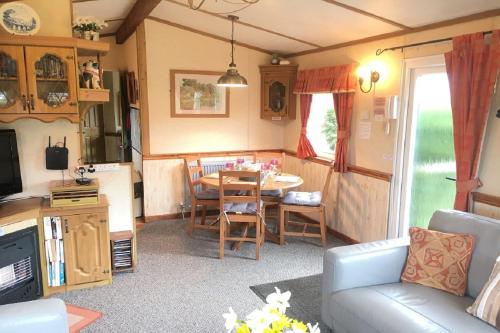 The Hideaway – Photos 3