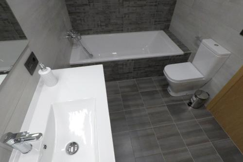 Bilik mandi di Casa Carol
