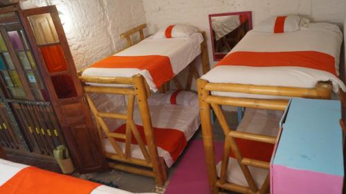 Cama o camas de una habitación en Lima Limon Candelaria Hostel