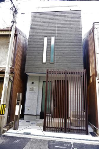 難波西villa