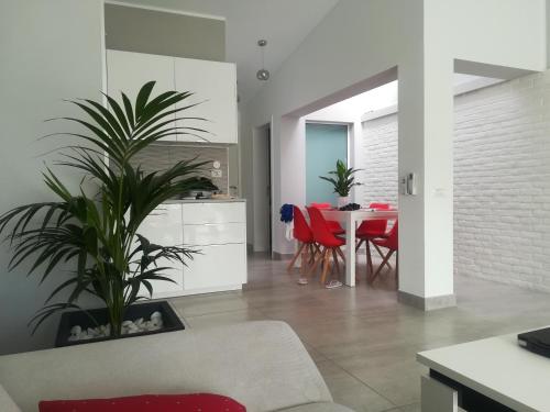 Palm & Sun Family Villa