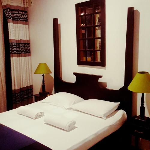 Dhawalagiri Inn