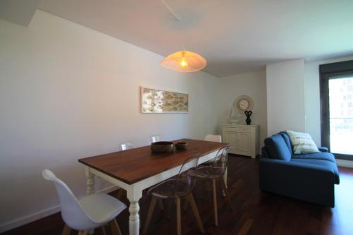 CasaTuris Playa, piscina y parking en Residencial San Juan SJ102