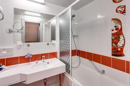 
Ванная комната в Отель Вега Измайлово
