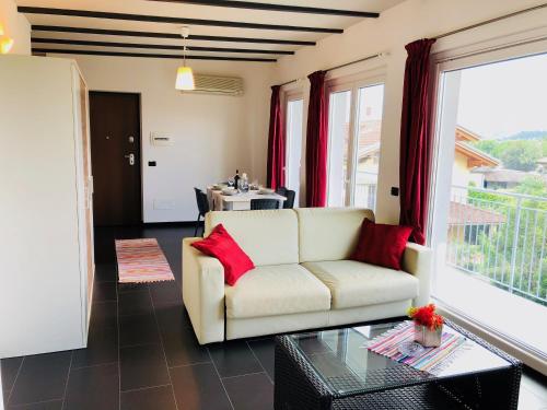 Gambar di galeri bagi Residence Windsurf di Domaso