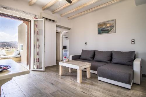 Χώρος καθιστικού στο Villa Faros Luxury Apartments & Suites