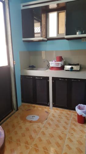 Η κουζίνα ή μικρή κουζίνα στο Honeybee apartments