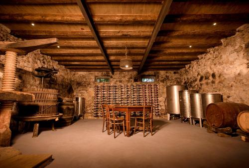 Φωτογραφία από το άλμπουμ του Stone Villa Marjan σε Pitve