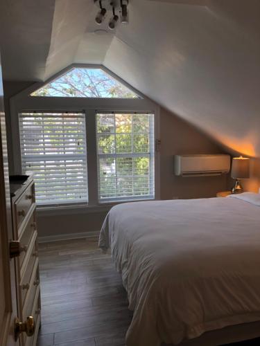 Letto o letti in una camera di L'Habitation Guesthouse- Adult Exclusive