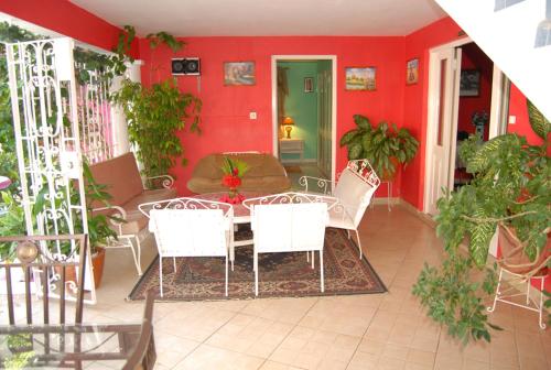 Fotografie z fotogalerie ubytování Pink Hibiscus Bed and Breakfast v destinaci Montego Bay