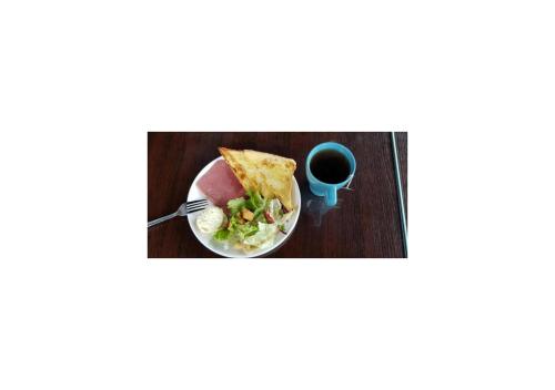 ホームステイの敷地内または近くでの食事または食べ物