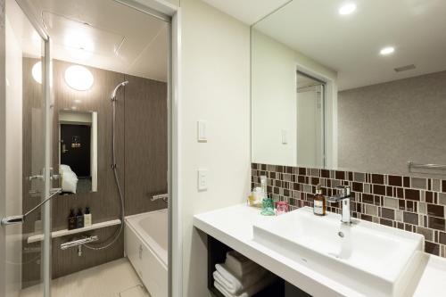 Ванная комната в HOTEL M's EST KYOTO STATION SOUTH