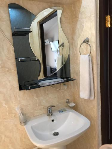 Un baño de Armenia VanSevan Hotel